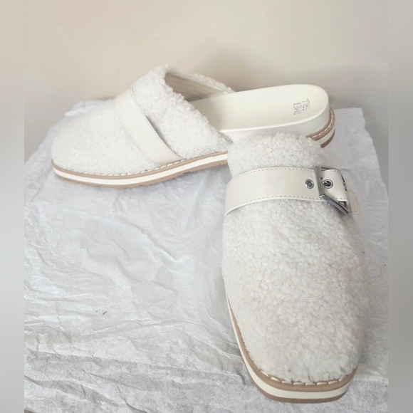 Time And TruWomen's White Shearling Slip-On Mules - Picture 6 of 12